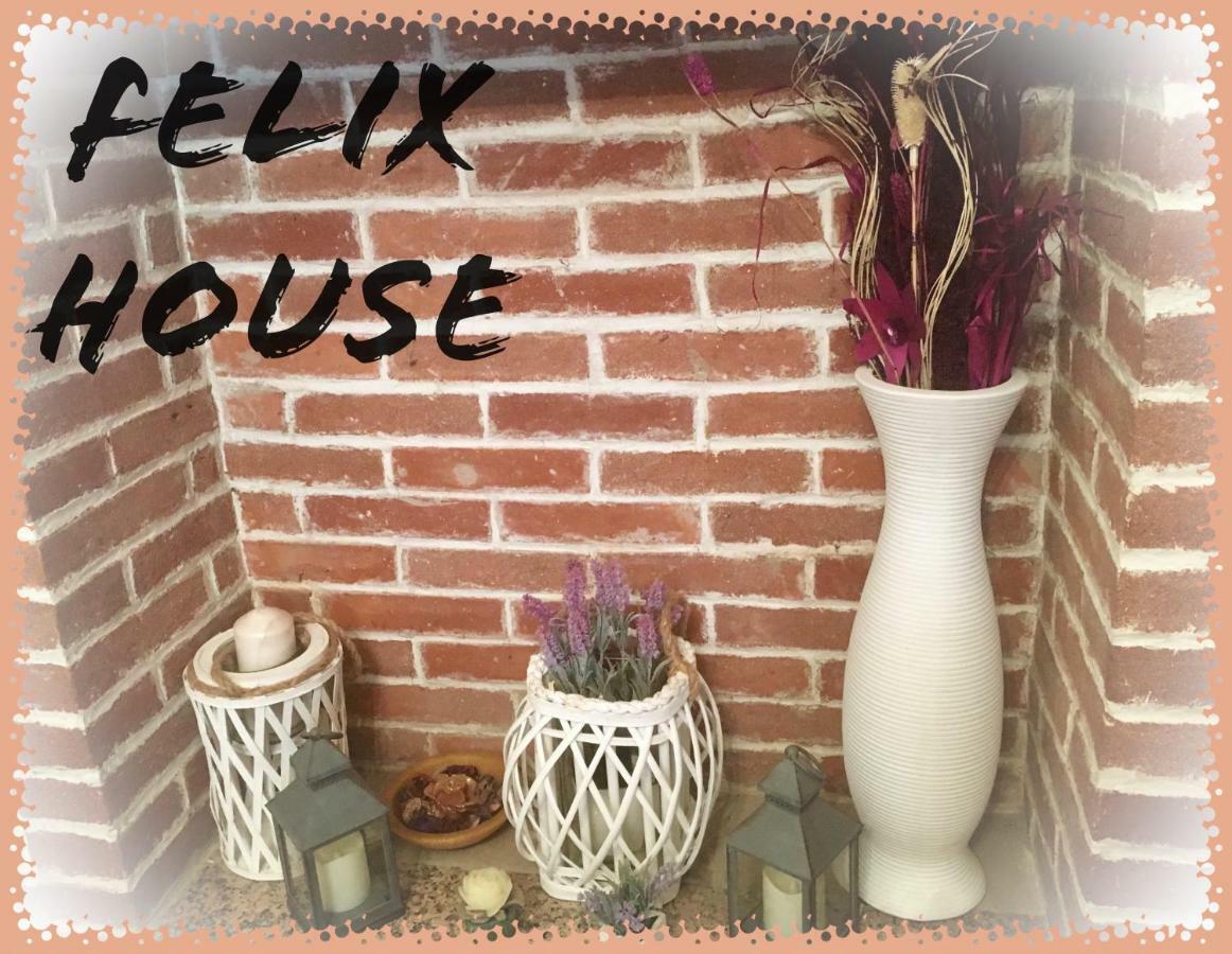 Felix House Codevilla Exterior foto